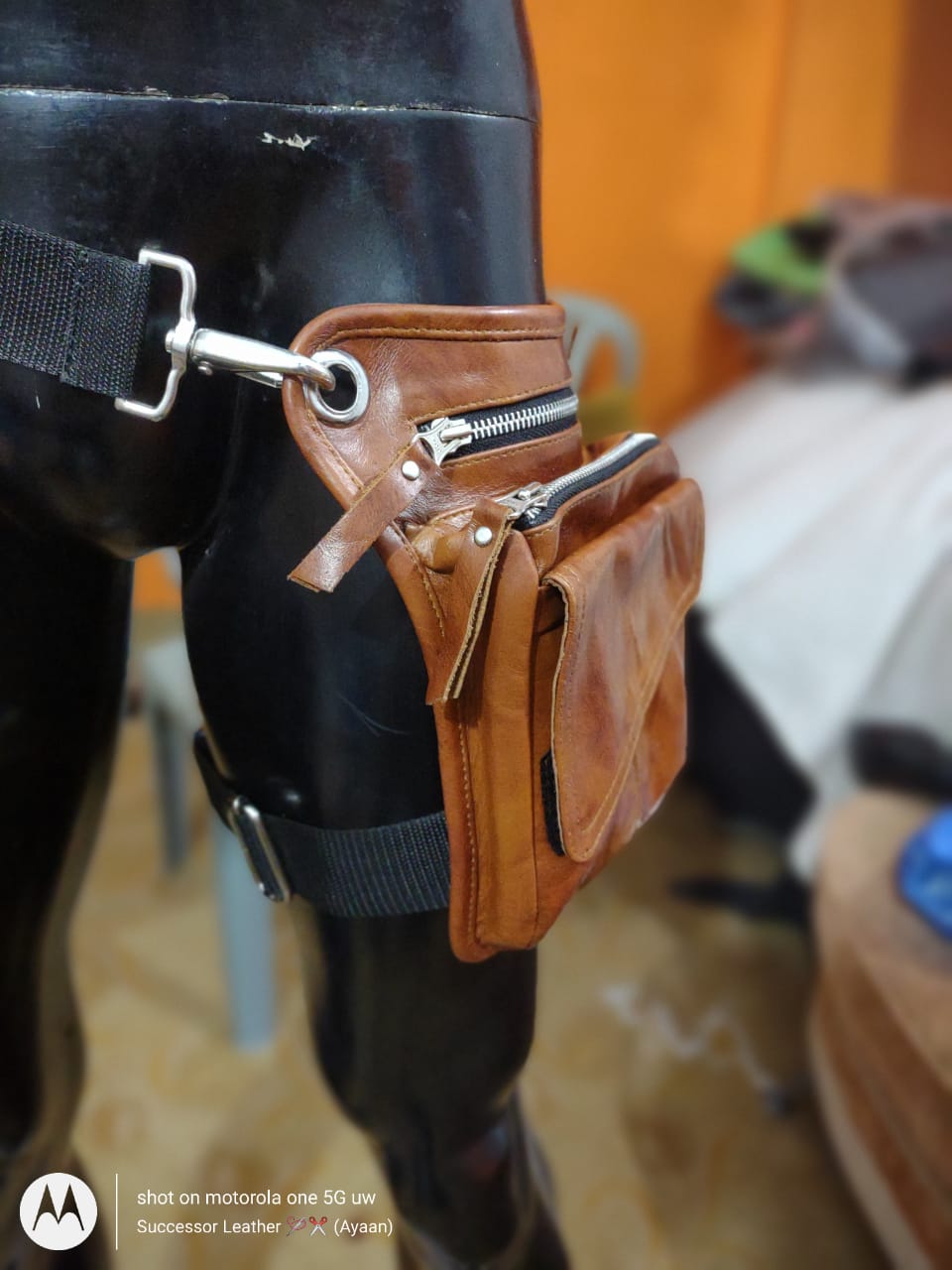 LEATHER THIGHS ADJUSTABLE BAGS