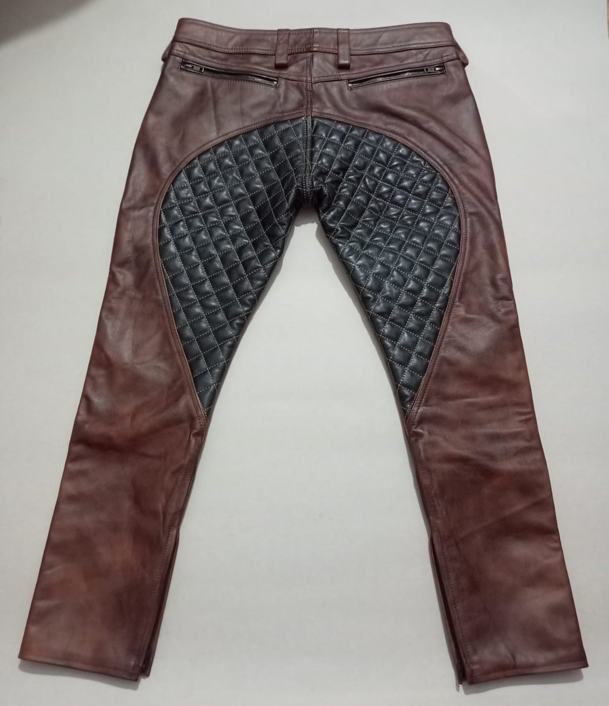 COW LEATHER PANT IN DOUBLE SHADE AND QUILTED