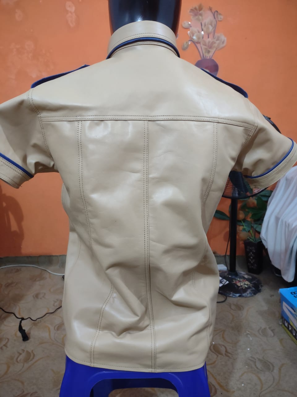 LEATHER BIEGE SHIRTS WITH BLUE PIPING