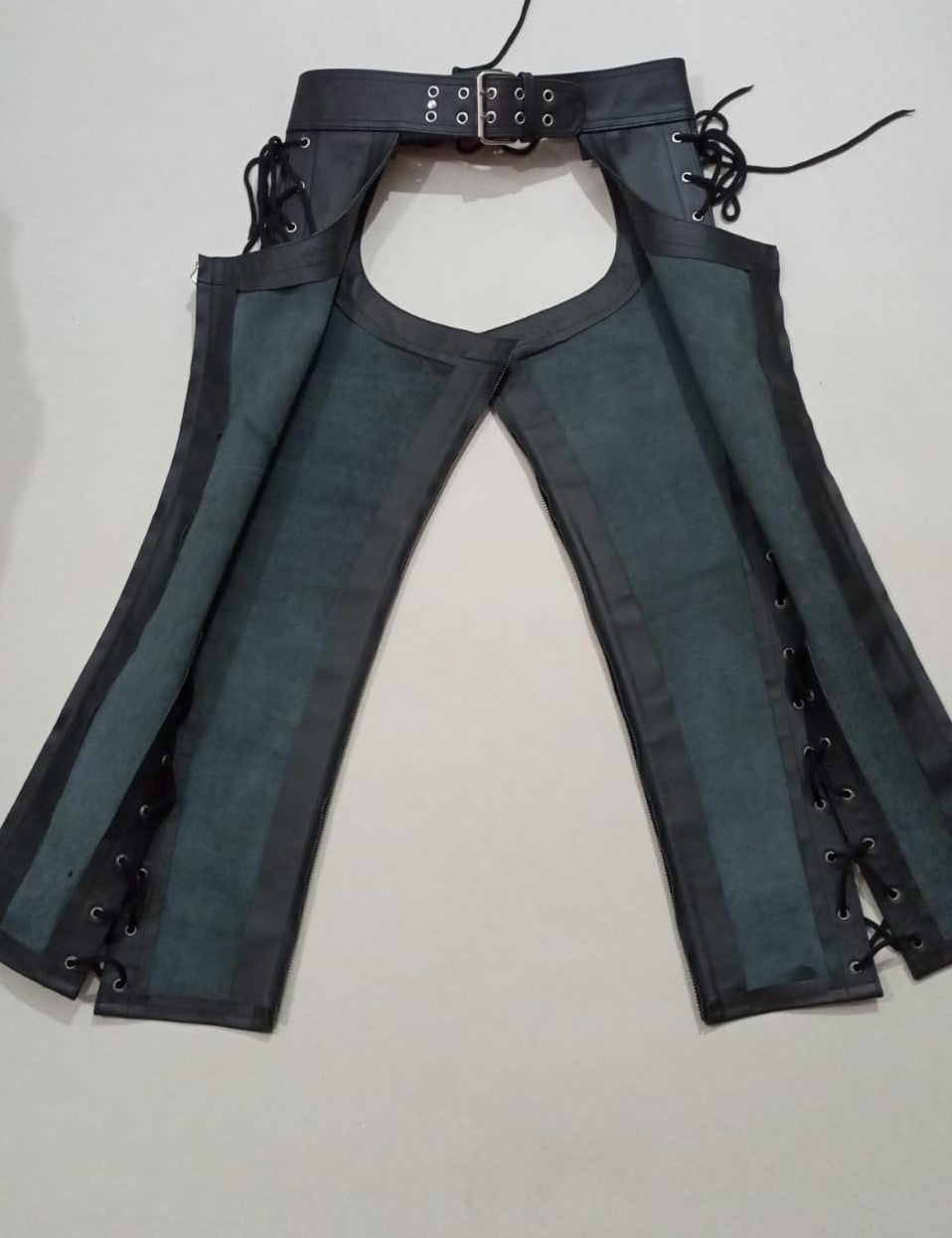LEATHER LONG LACESS CHAPS IN BLACK COW