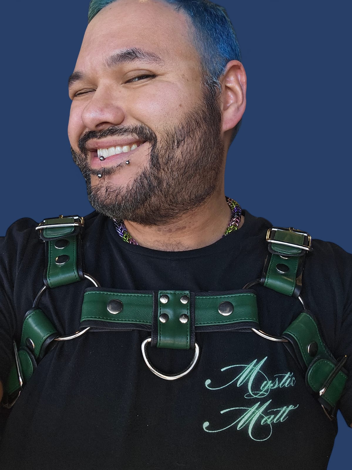 LEATHER GREEN HARNESS WITH BLACK PIPING