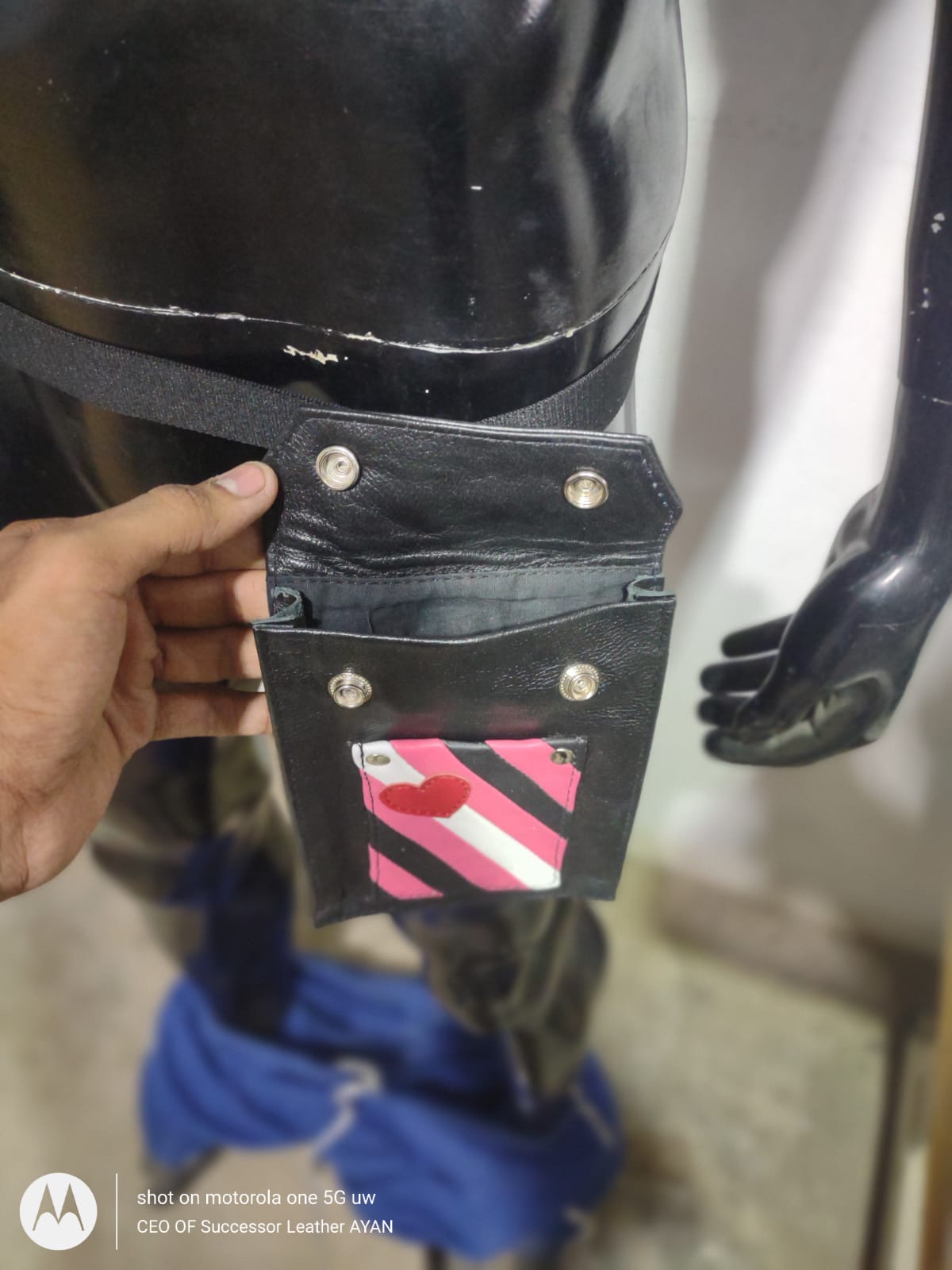 SUCCESSOR LEATHER BLACK COW THIGHS ADJUSTABLE BAG WITH PRIDE LOOK.