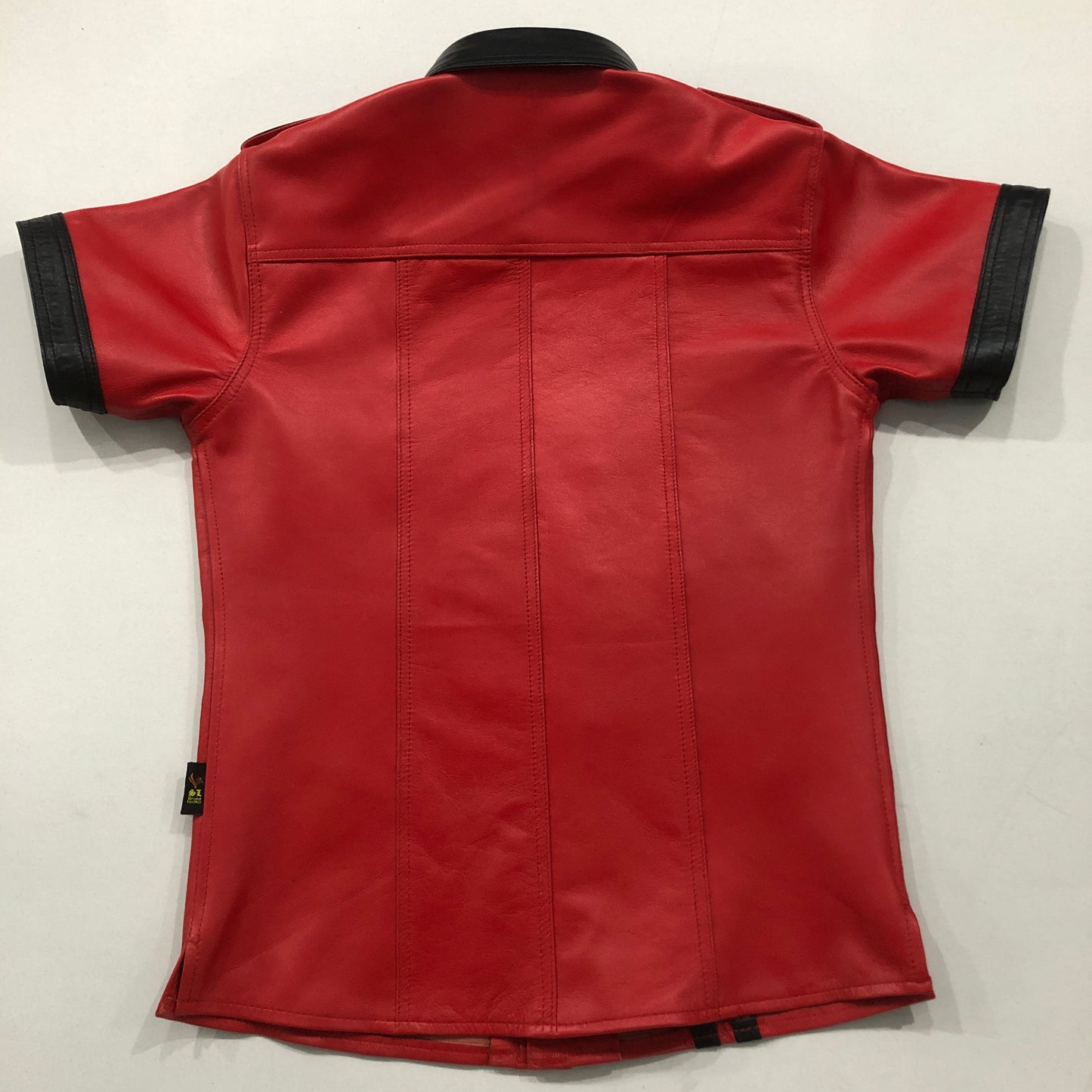 RED SHEEP LEATHER SHIRT WOTH BLACK STRIPS AND CONTRAST