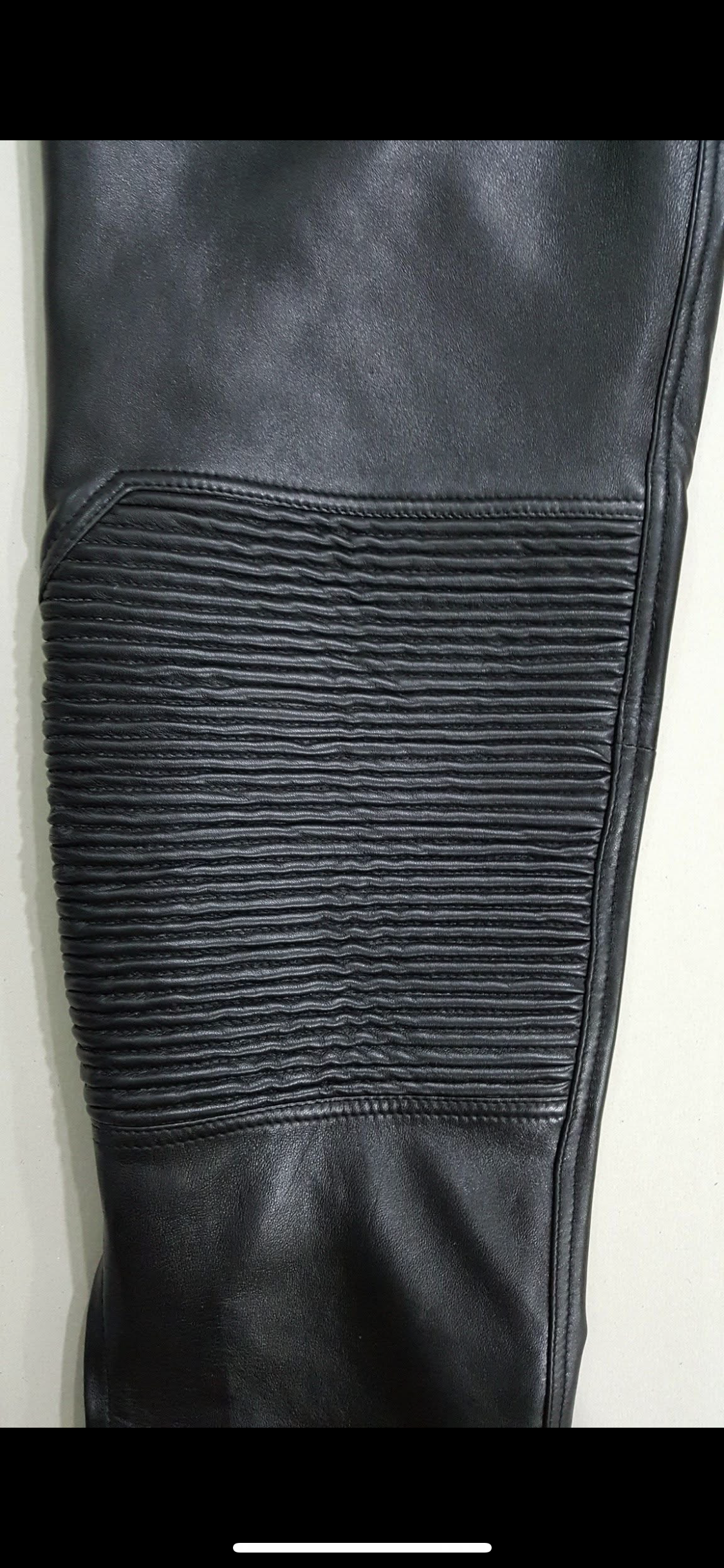 BLACK COW LEATHER PANT WITH LAKRA ELASTIC AND ZIPPER POCKETS