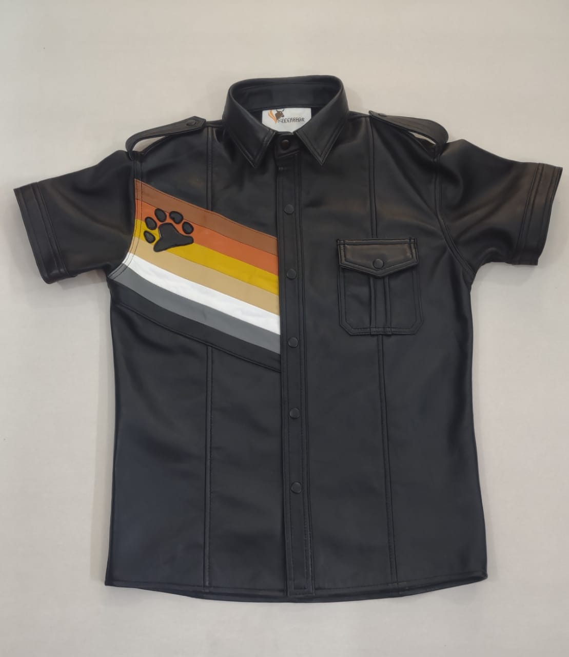 SUCCESSOR LEATHER BLACK SHIRT WITH BEAR PRIDE LOOK.